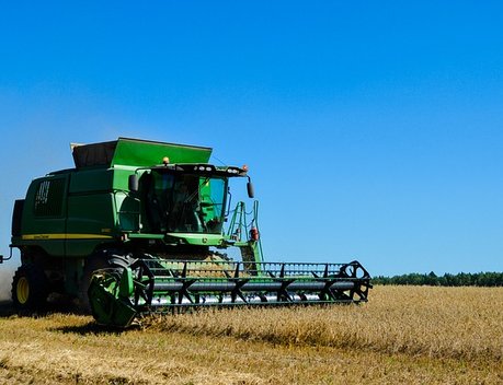 Аграриям Хакасии направлено более 460 млн рублей господдержки
