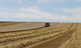 Аграрии Алтайского края при покупке отечественной сельхозтехники сэкономили более 1 млрд рублей