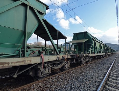 Правительство выделило 2 млрд рублей на субсидирование перевозок сельхозпродукции по железной дороге